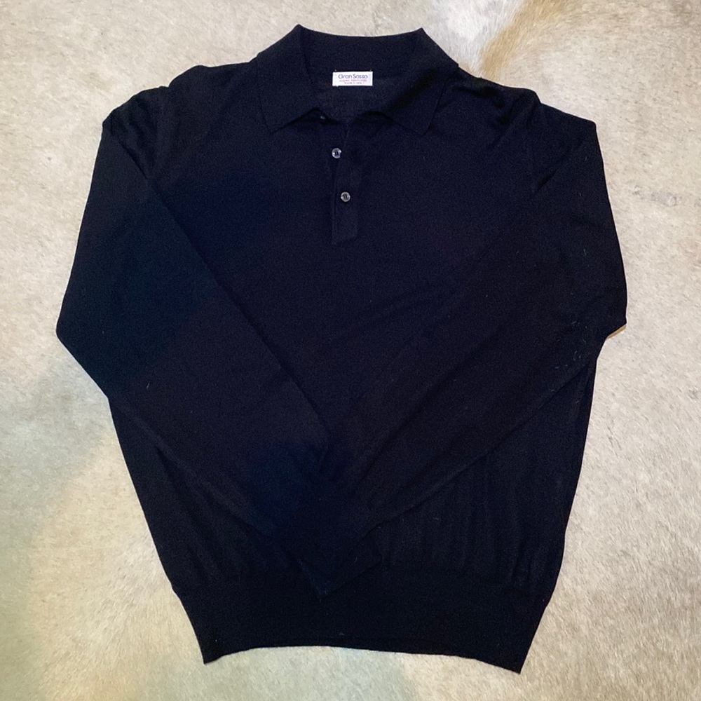Men’s Black pullover